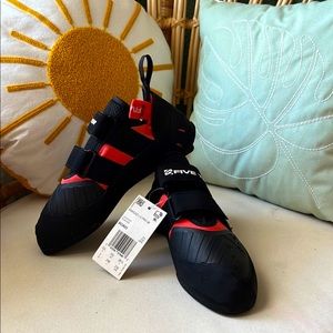 Five ten climbing shoes